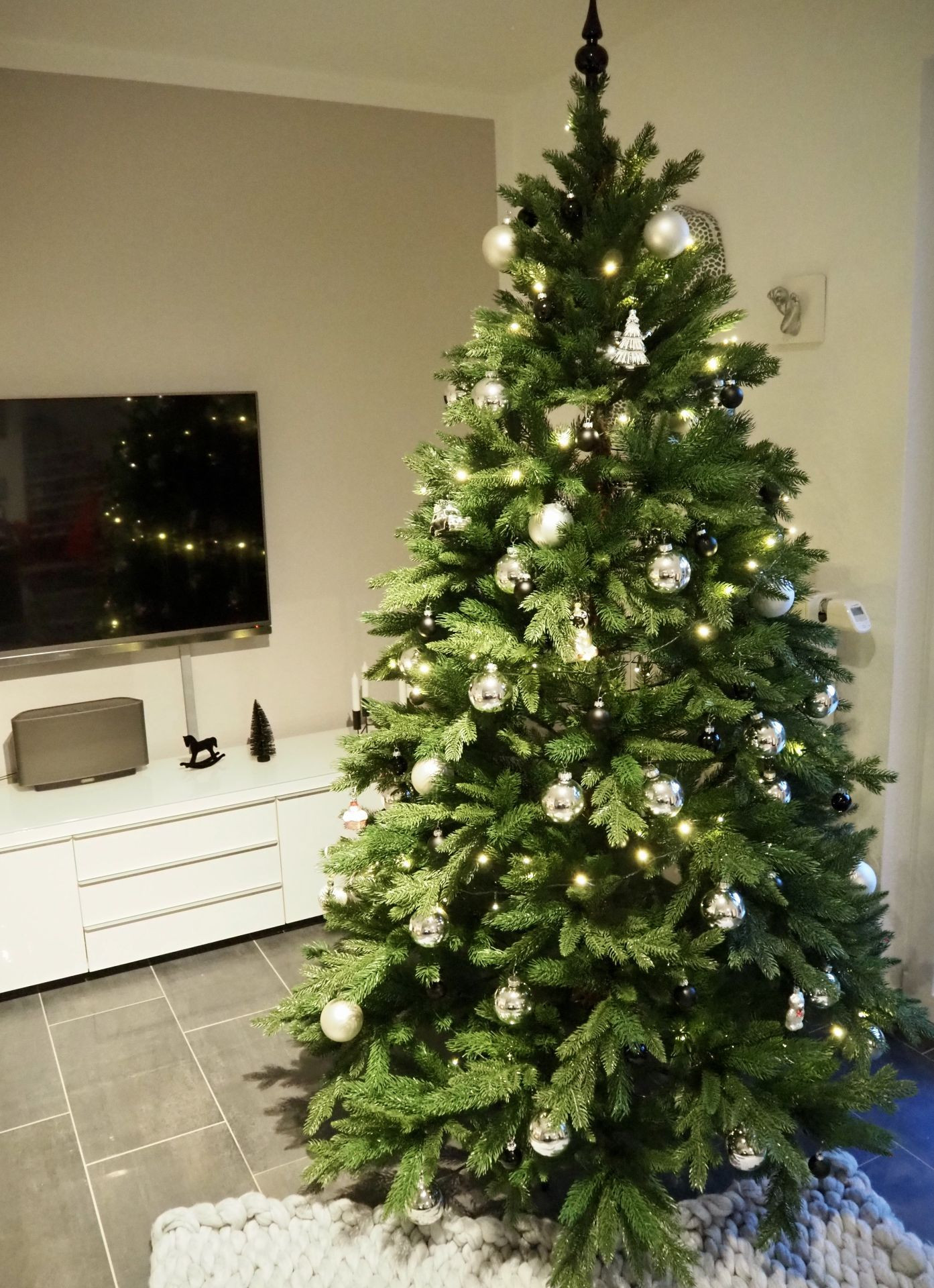 Umělý stromek NORDMANN, plast, výška 210 cm bez stojanu, NORDMANN 210